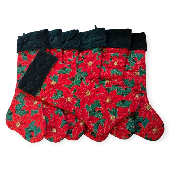 Vintage Red and Green Christmas Tree Skirt and Stockings Set - Picture 2 of 9